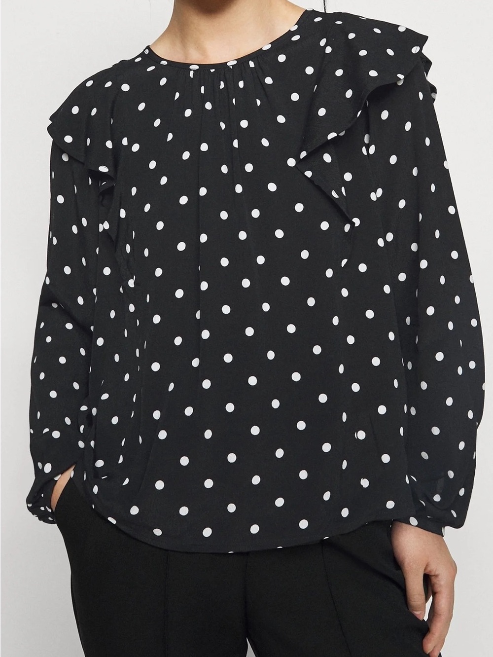 NWT Gap Polka Dot Flowy Ruffle Blouse Top